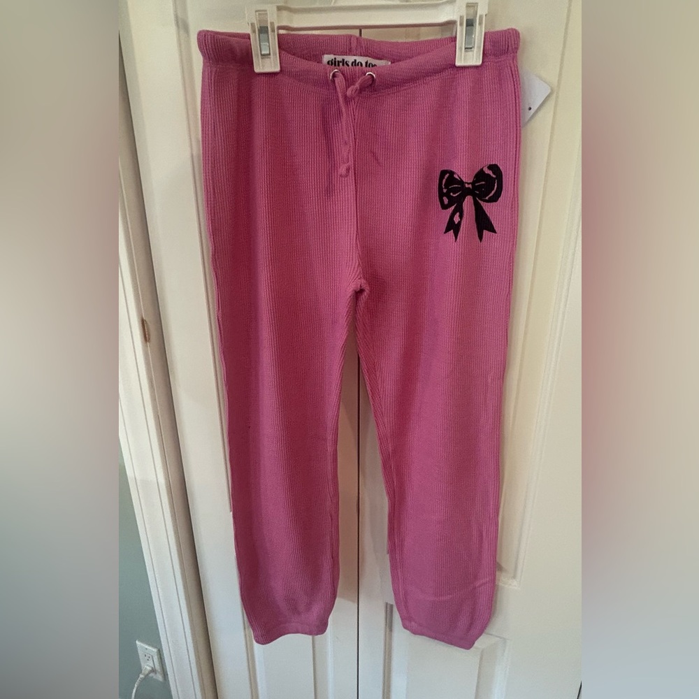 NWT, Girls do too Pink Thermal Jogger w/ Black Bow, L